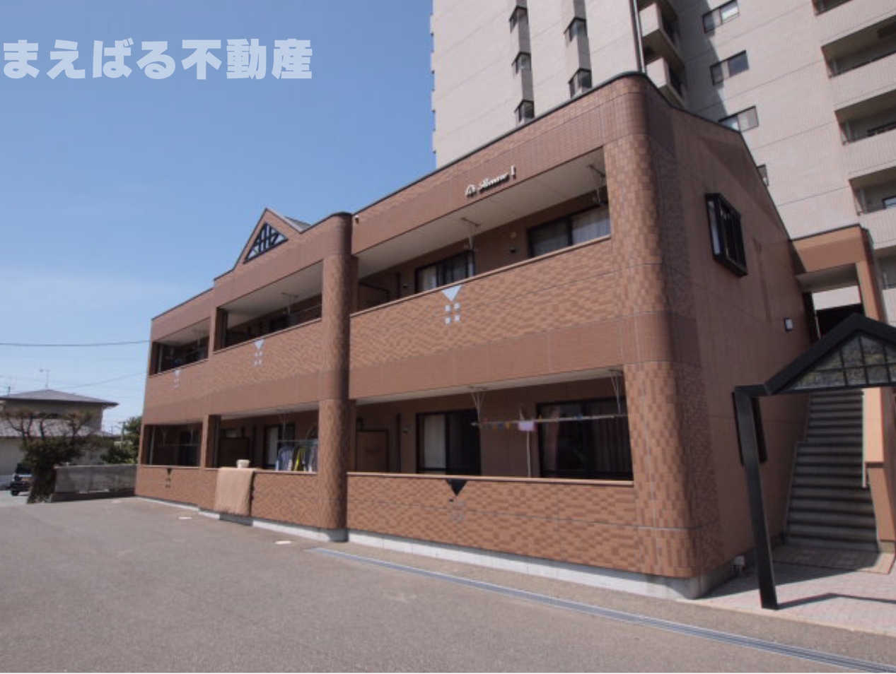 建物外観　海のそばのアパートです。