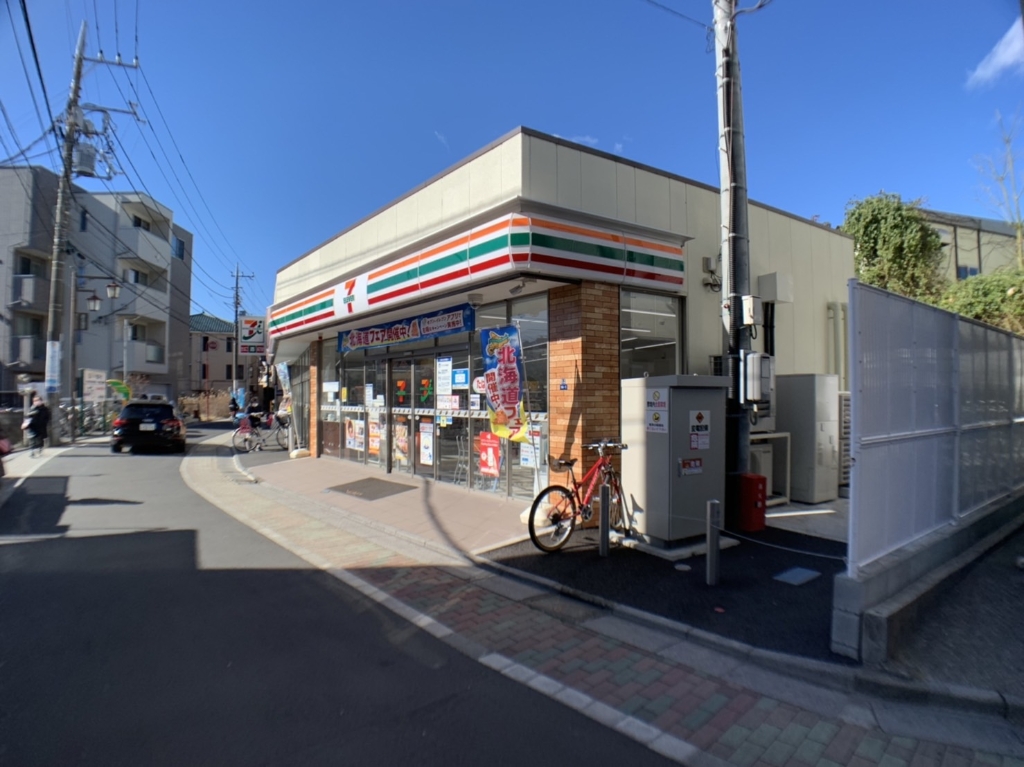 コンビニ　セブン-イレブン 葛飾金町駅西店（コンビニ）まで114m