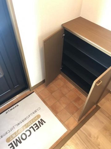 玄関　シューズボックス