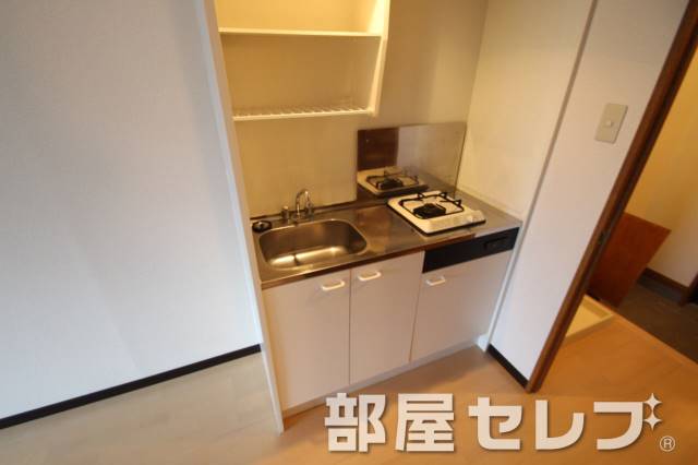 キッチン　同タイプの写真です。