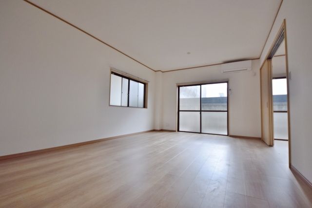 居室・リビング　★お問合せはタウンハウジングまで★