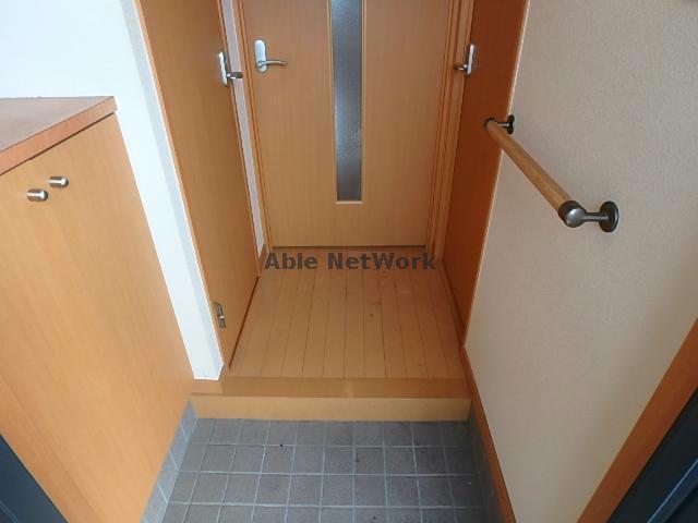 玄関　同型タイプ　現況優先