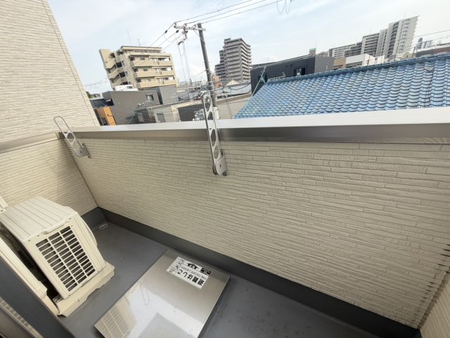 バルコニー　バルコニーがあります