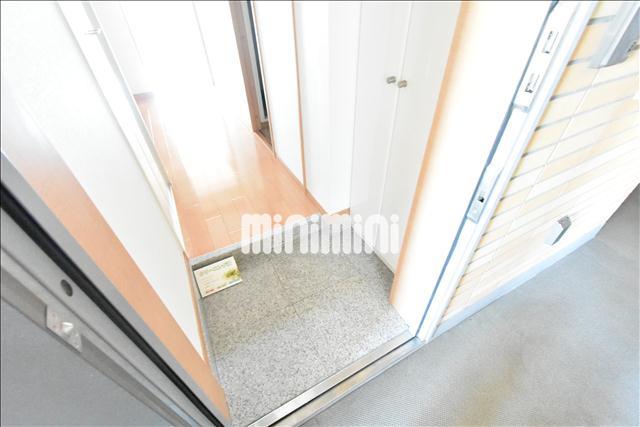 玄関　シューズボックス付きの玄関