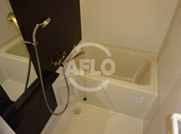 バス・シャワールーム　ファーストレジデンス玉造　浴室