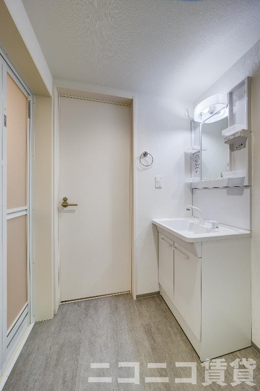 洗面設備　別号室イメージの為、現状を優先致します。