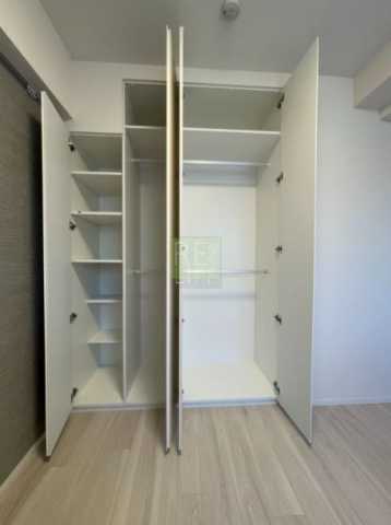 収納　パークアクシス市谷左内町