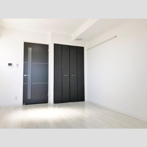 居室・リビング　室内