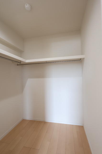 収納　ウォークインクローゼット