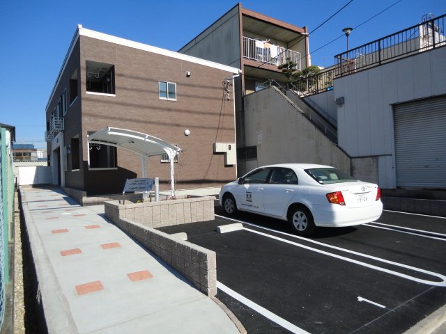 建物外観　外観写真（昼）