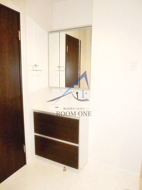 洗面設備　洗面台です。