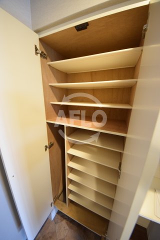 収納　Garden Court 烏ヶ辻 　シューズボックス