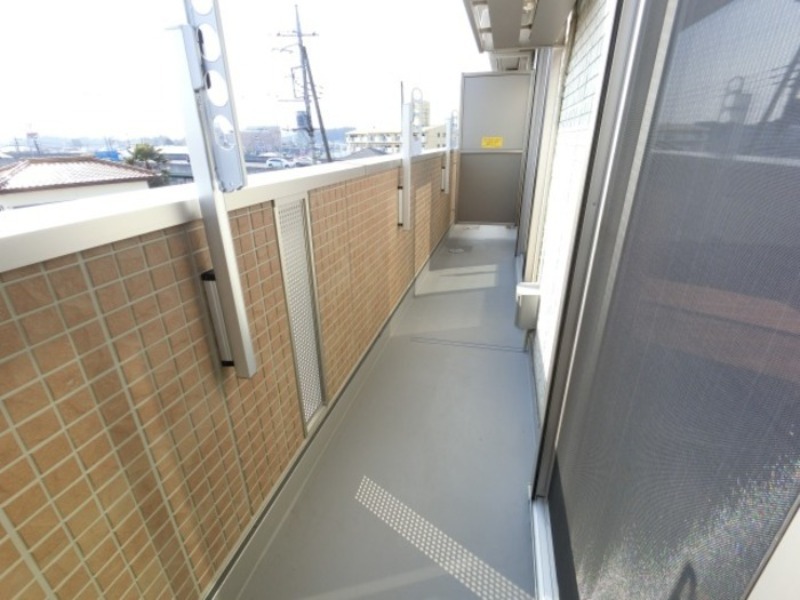 バルコニー　図面と現状に相違がある場合には現状を優先