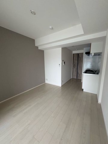 居室・リビング　こちらのリビングで趣味の時間をお楽しみください