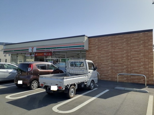 コンビニ　セブンイレブン岡山高松店（コンビニ）まで350m