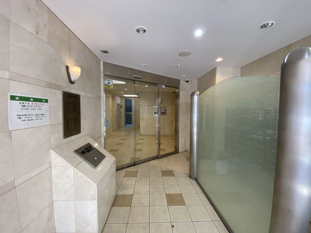 ロビー　エントランス