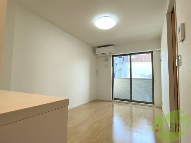 居室・リビング　１０．２帖のＬＤＫ。広いのでどんな家具を置くか悩みますね。