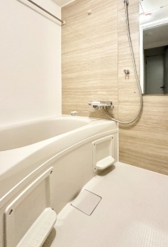 バス・シャワールーム　☆ゆったりくつろげるお風呂☆