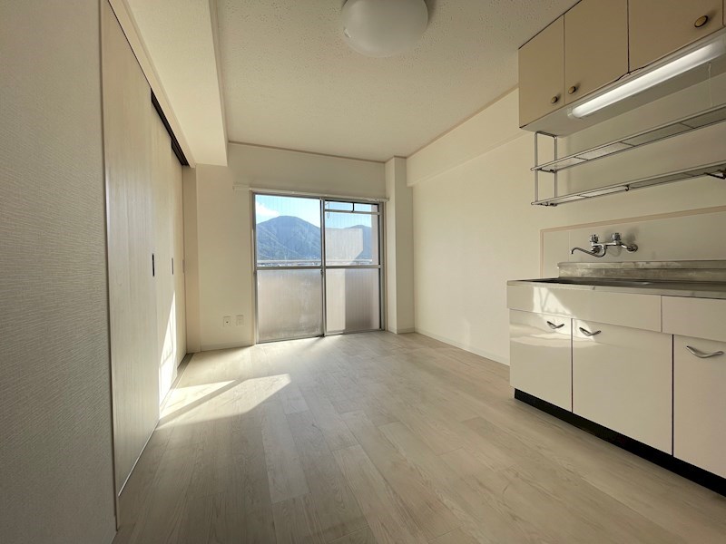 居室・リビング　別号室イメージ