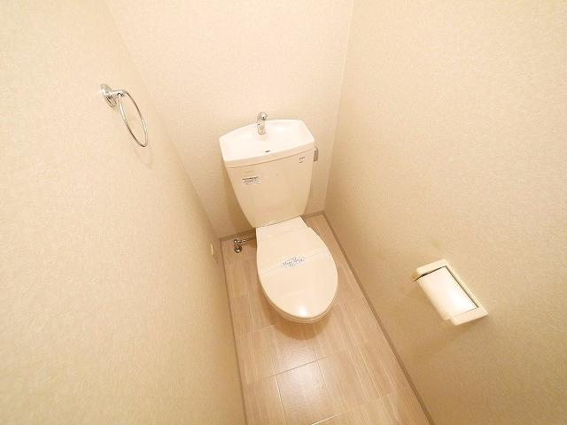 トイレ　トイレもきれいです
