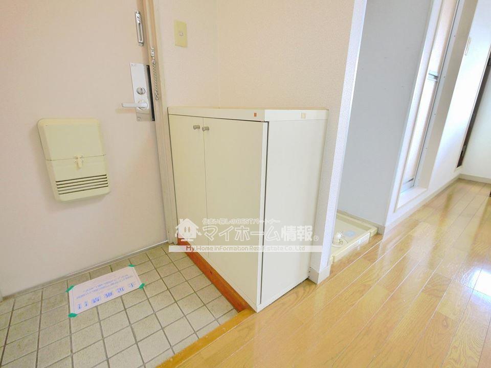 玄関　シューズボックスのおかげで玄関がいつも片付きます！