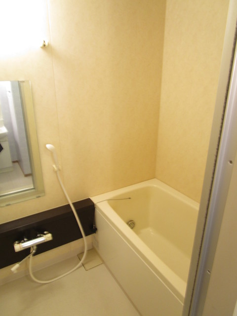 バス・シャワールーム　一日の疲れを癒しましょう