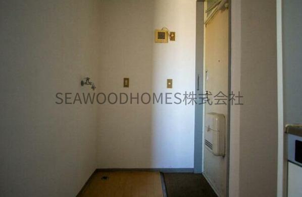 その他部屋・スペース　室内洗濯機置き場です。