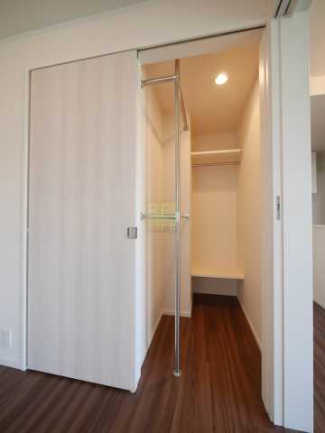 収納　パークアクシス上野