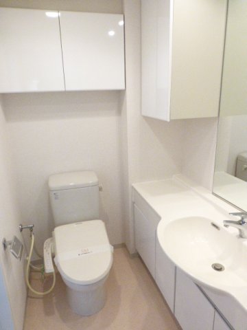 トイレ　トイレもきれいです