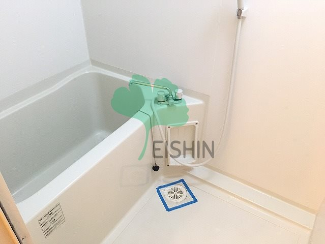 バス・シャワールーム　清潔感のある浴室です！