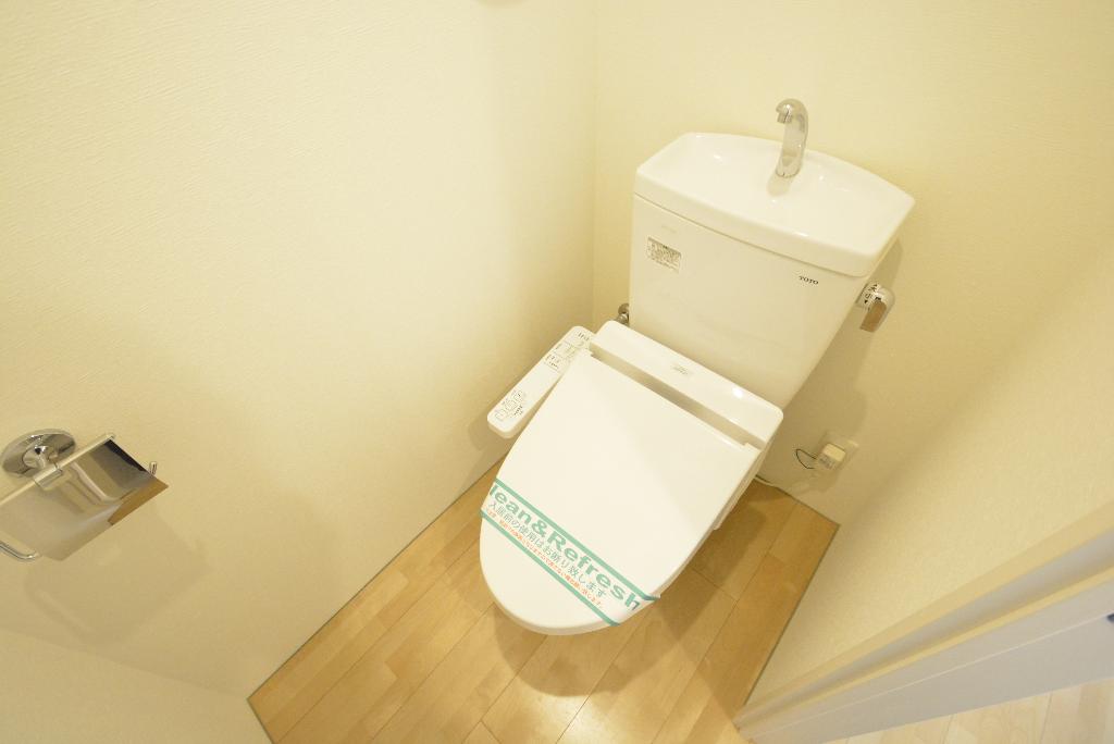 トイレ　シャワー付トイレ