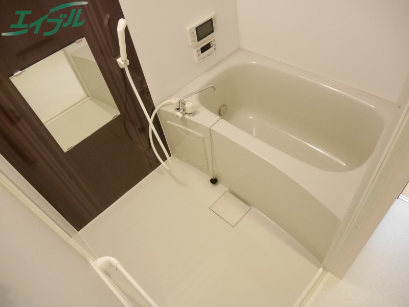 バス・シャワールーム　同型参考タイプ