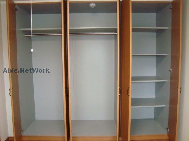 収納　南側洋室　5.7帖