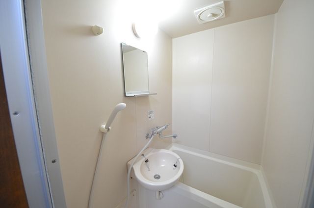 洗面設備　※別部屋参考