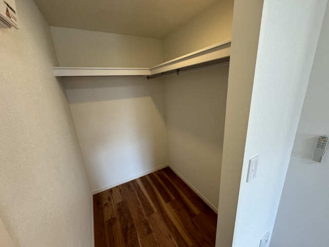 収納　同型間取りの為現状を優先いたします。