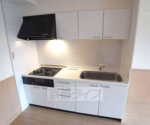 キッチン　豪華なシステムキッチン