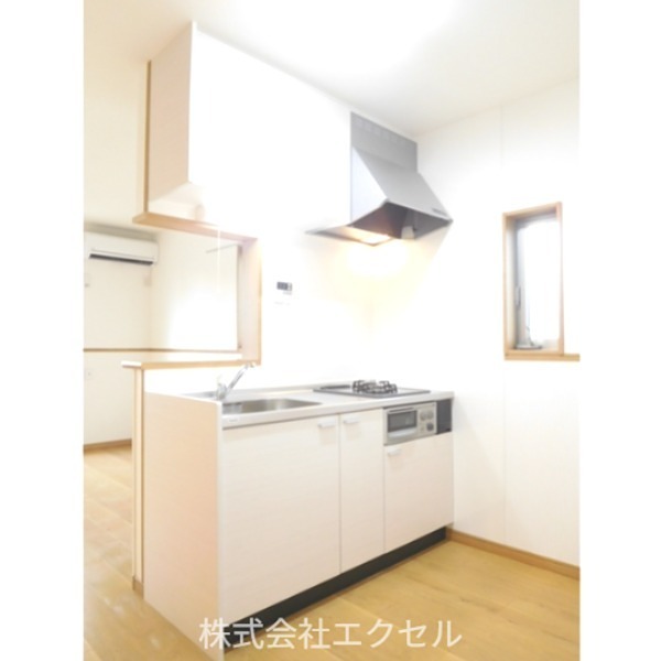 キッチン　2口コンロにグリル付きシステムキッチンです☆