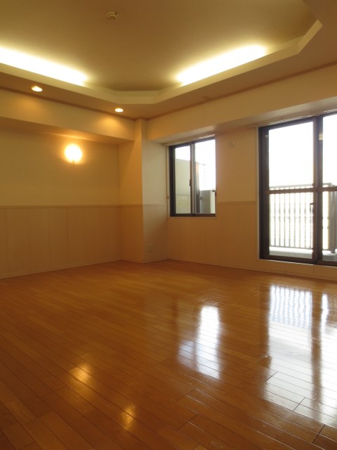 居室・リビング　2024年にフローリングを新規交換しています♪※写真は交換前