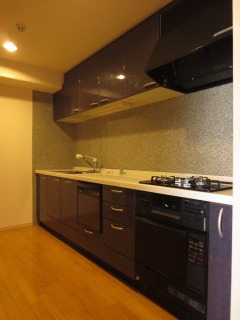 キッチン　2024年にシステムキッチンを新規交換しています♪※写真は交