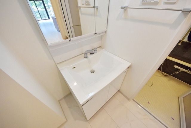 洗面設備　★独立洗面台です★