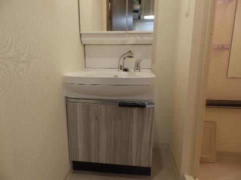 洗面設備　洗髪洗面化粧台