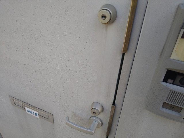 玄関　ダブルロック