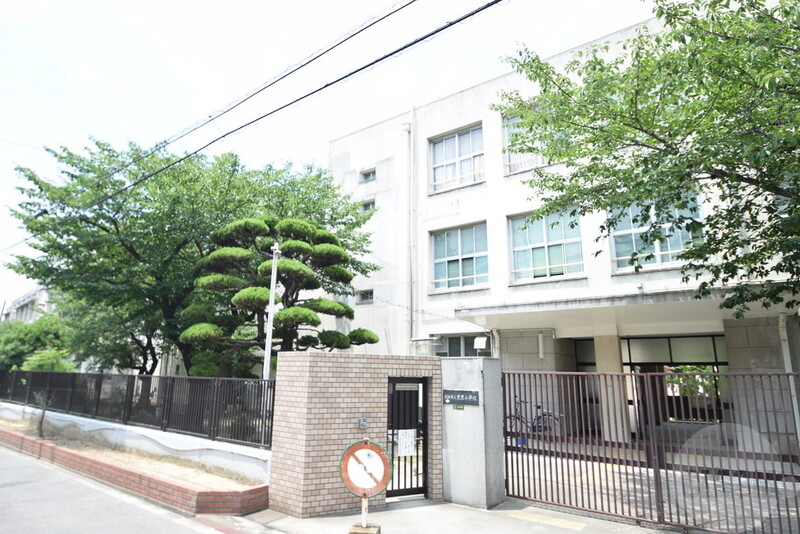 小学校　豊里小学校（小学校）まで550m
