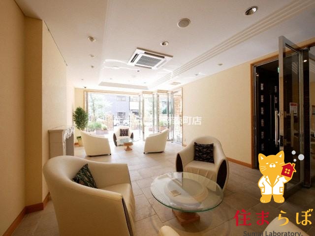 ロビー　共用部の印象も大切に