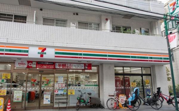 コンビニ　セブンイレブン代々木上原駅前店（コンビニ）まで312m
