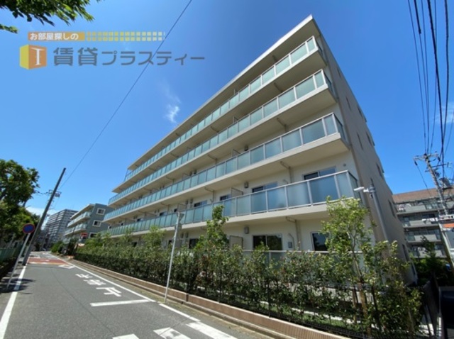 建物外観　高級感漂う外観が目を惹きます。