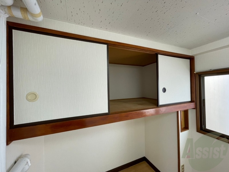 収納　押入を開けてみました。たっぷり入りますね～