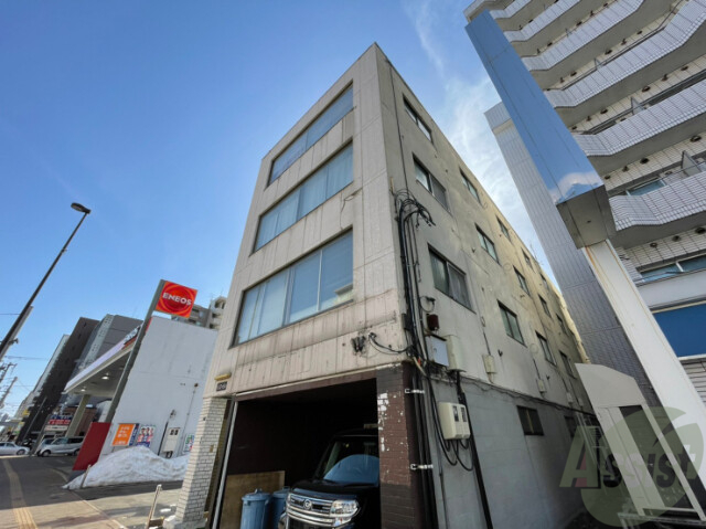 建物外観　札幌市北区北１９条西「シンエービル」