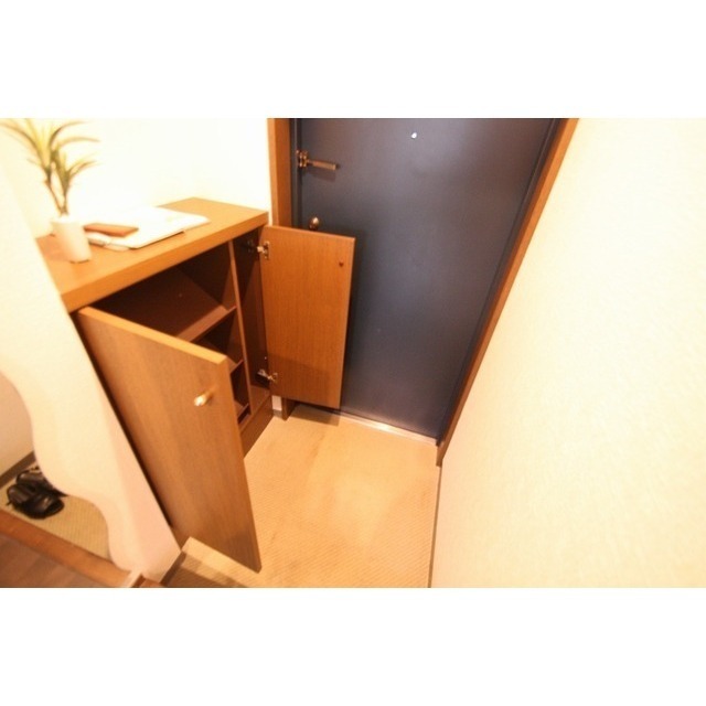 収納　シューズボックス