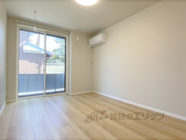 居室・リビング　洋室